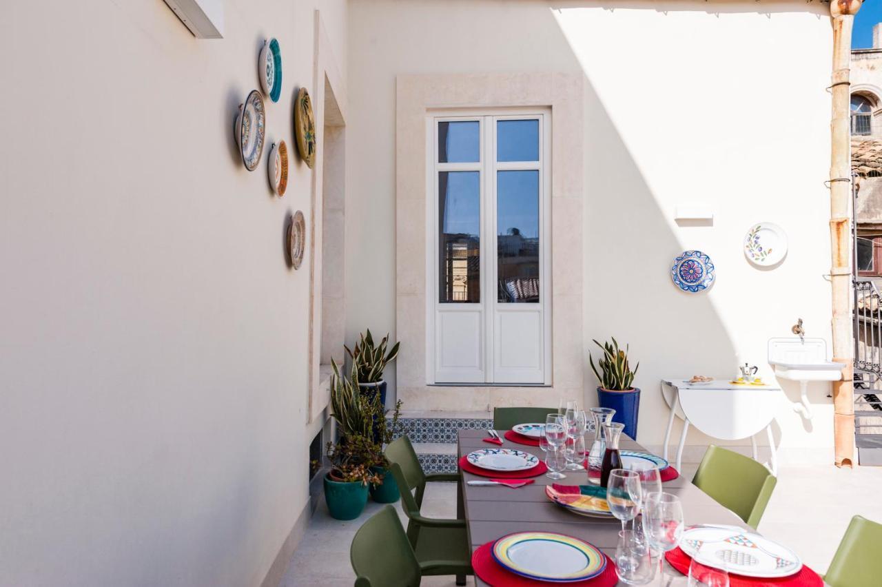 2 Soru Ortigia Holiday Home - Attico Con Terrazza Syracuse Luaran gambar