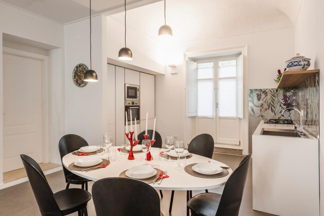 2 Soru Ortigia Holiday Home - Attico Con Terrazza Syracuse Luaran gambar